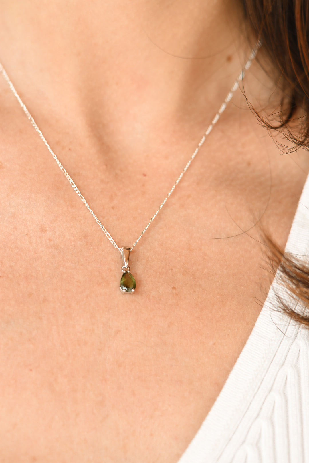 RESERVA ANTICIPADA | Colgante Moldavita Facetada | Lágrima | Buena suerte - Espiritualidad