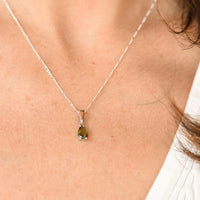 Colgante Moldavita Facetada | Lágrima | Buena suerte - Espiritualidad