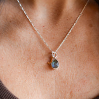 Colgante Inicial con mineral