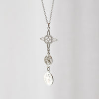 Colgante Triple Protección | Plata | Nudo de bruja, San Benito y Tetragramatón