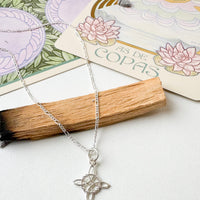 Colgante Nudo de Bruja | Plata | Amuleto Protector