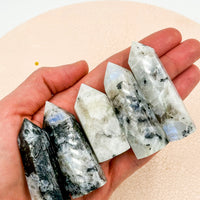 Piedra Luna Generador Mediano | Feminidad - Magnetismo