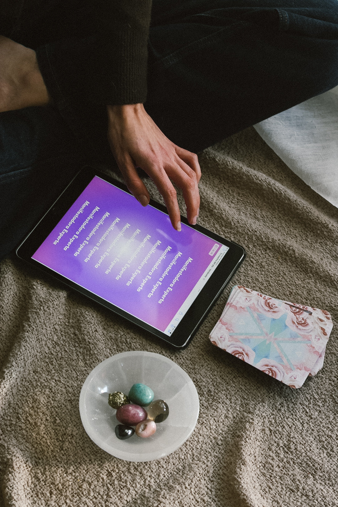 Ebook de afirmaciones positivas con minerales y oráculo