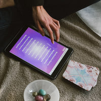 Ebook de afirmaciones positivas con minerales y oráculo