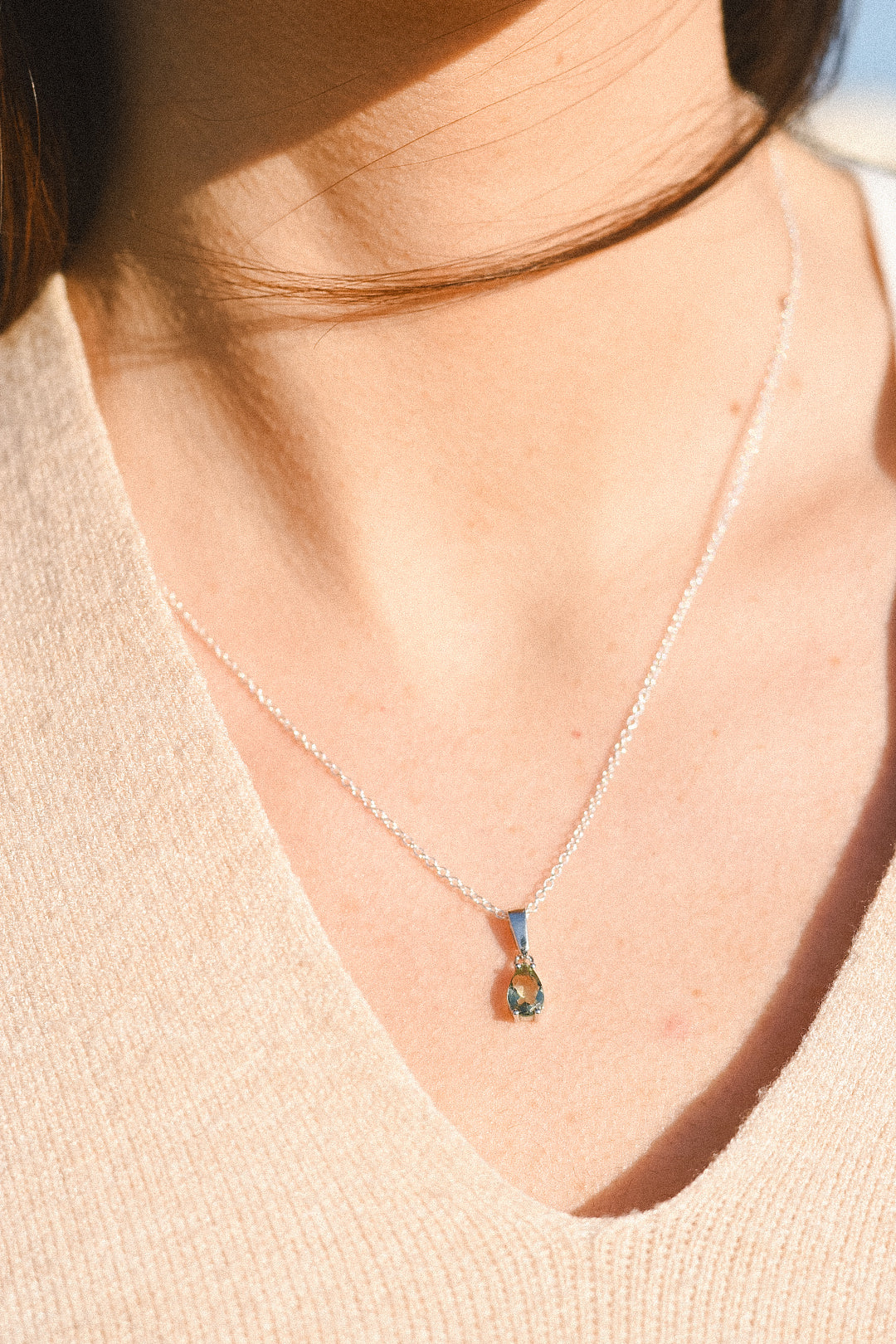 Colgante Moldavita Facetada | Lágrima | Buena suerte - Espiritualidad