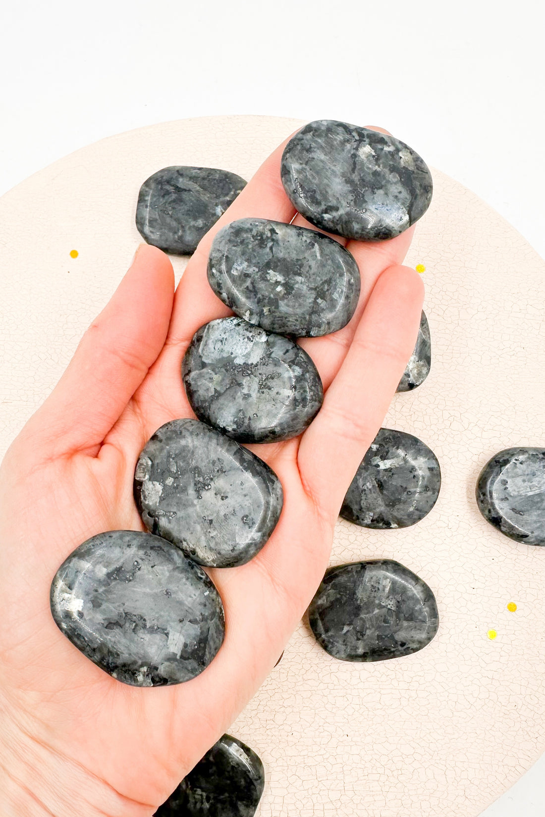 Rodado plano Merlinita | Intuición - Protección