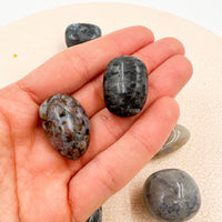 Dúo Rodados | Pietersita + Larvikita | Protección