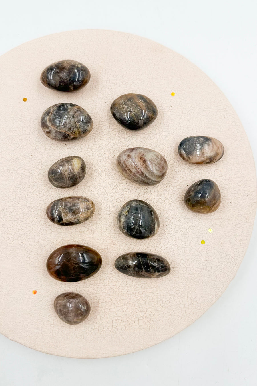 Piedra Luna Negra Rodado | Energía femenina - Magnetismo