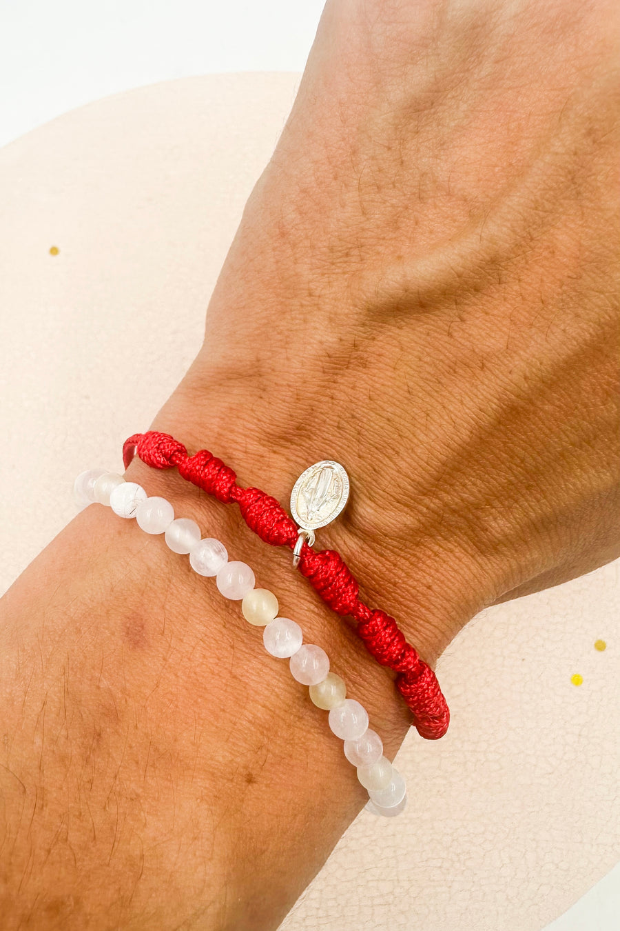 Pulsera Roja de 7 Nudos con San Benito | Protección