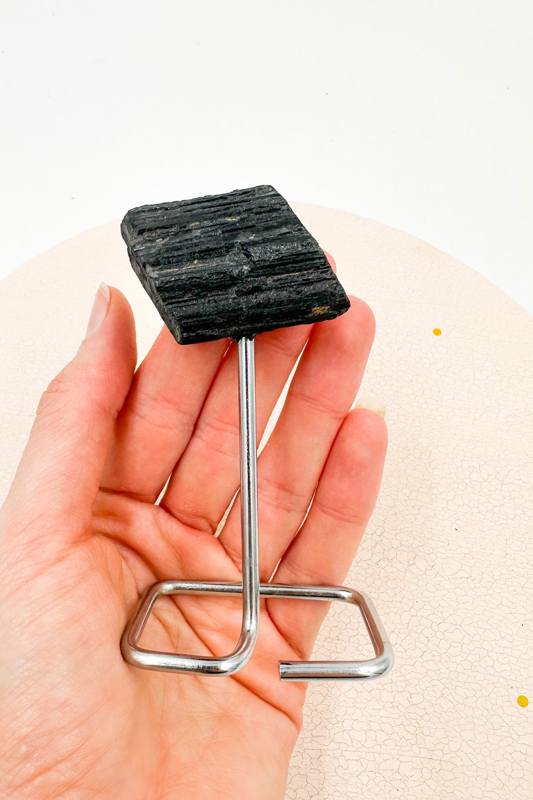 Turmalina Masiva Pequeña con base | Limpieza - Protección